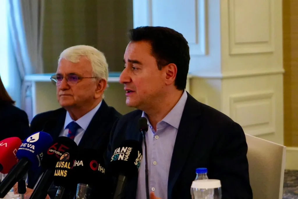 Babacan’ın Van konuşması gündem oldu