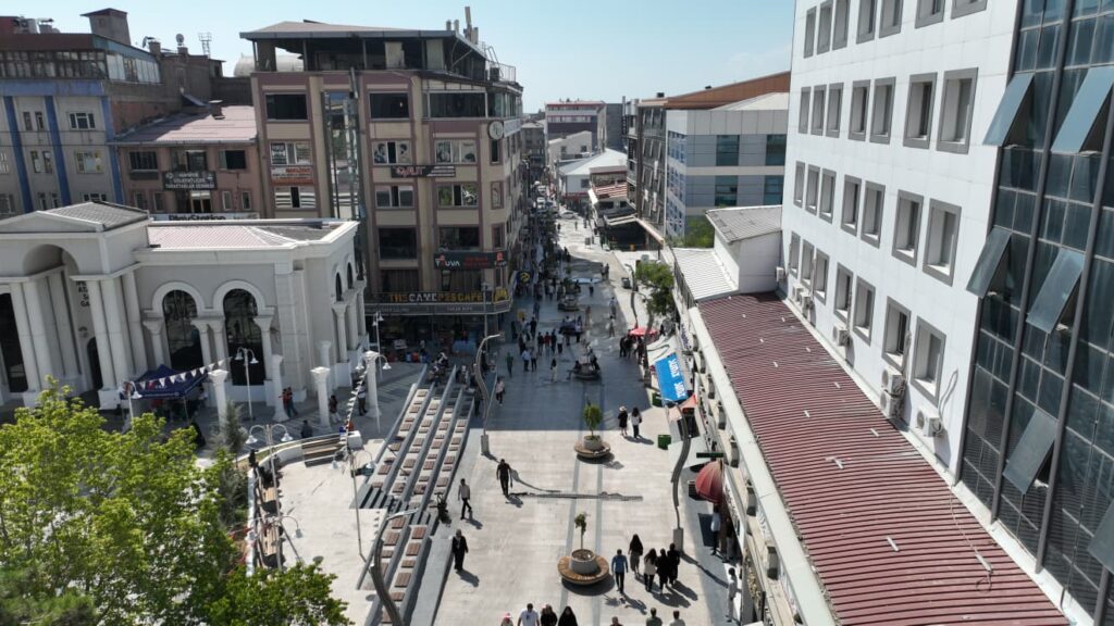 Van Sanat Sokağı 15 gün kapalı kalacak