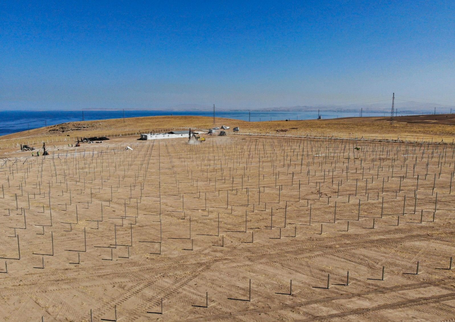 Van Büyükşehir Belediyesi’nden dev güneş enerjisi santrali yatırımı