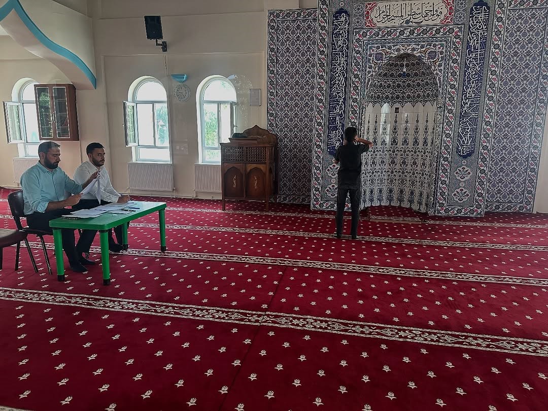 Gürpınar ilçesinde yaz Kur’an kurslarında çifte yarışma heyecanı
