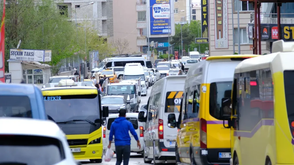 Van’da Ulaşım Çilesine Toplu Taşımada Eklendi