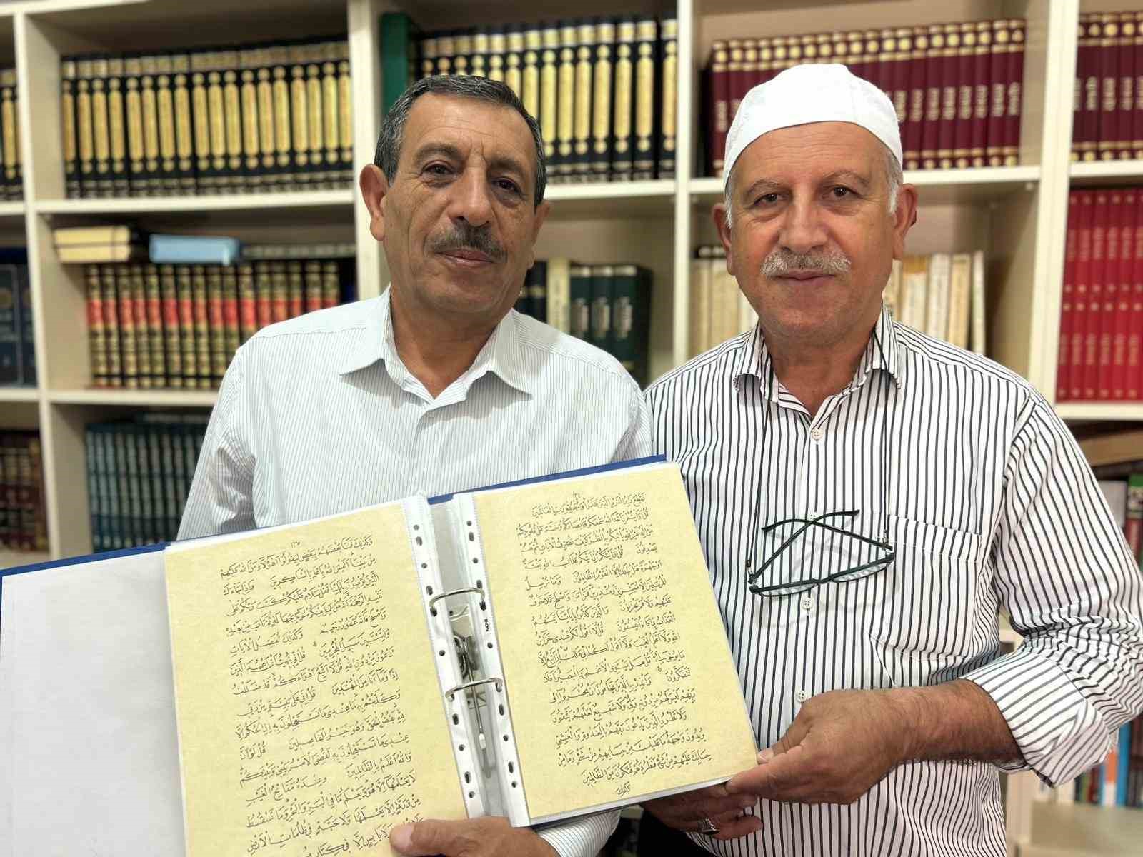 Van’da emekli öğretmen Kur’an-ı Kerim’i el yazısıyla tamamladı
