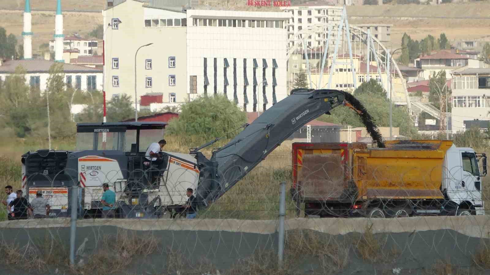 Van Ferit Melen Havalimanı 3 aylık bakıma alındı: Uçaklar son kez piste indi