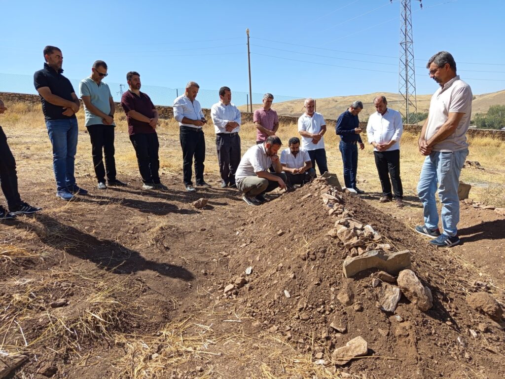 Sabahattin İdiz'e Sınıf Arkadaşlarından Son Görev