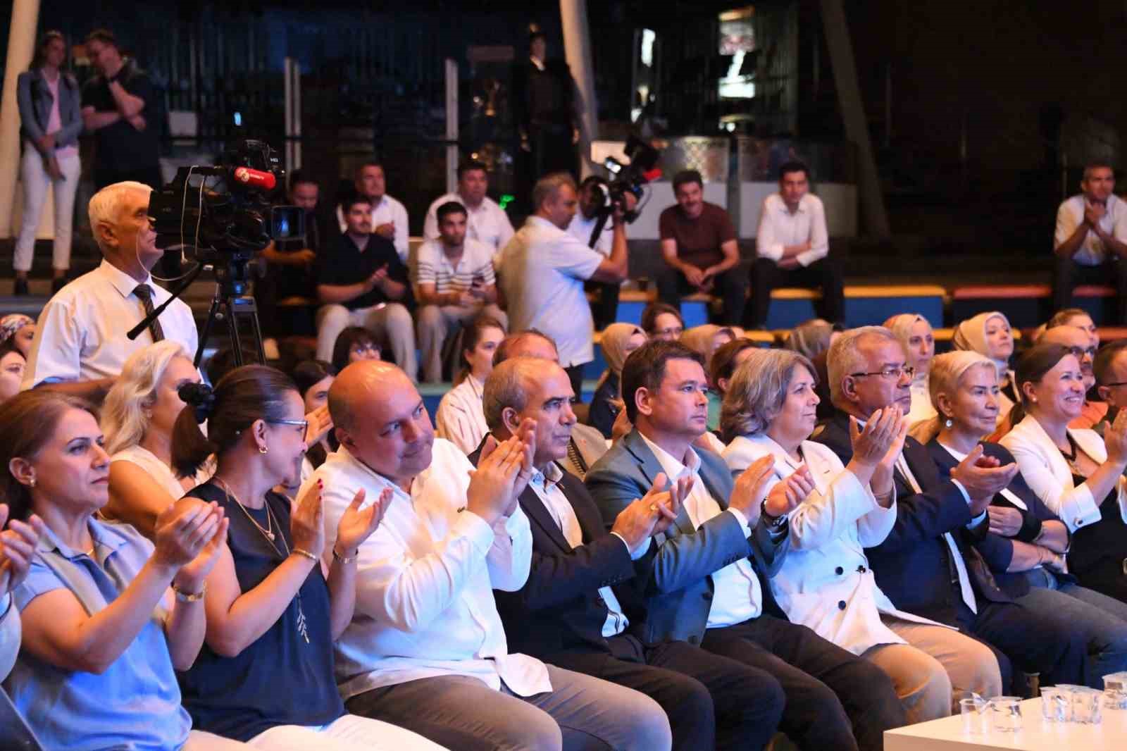 Şarkılar Osmangazi’de barış için söylendi