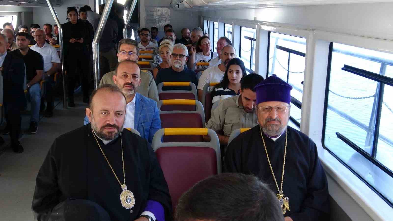 Akdamar Kilisesi’ndeki 13’üncü ayin başladı