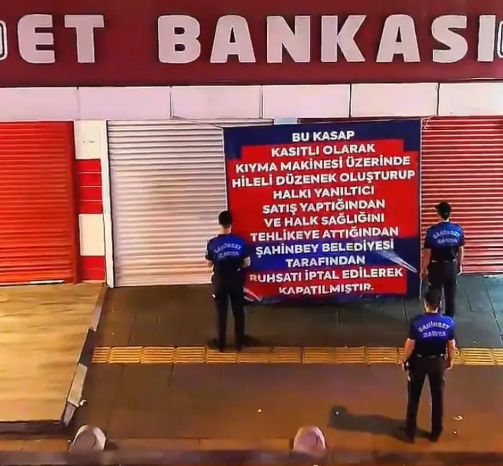 Kasaptan iğrenç düzenek! Hepsini vatandaşa yedirmiş